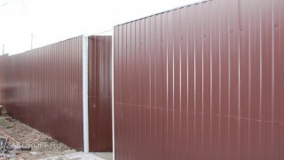 Забор из профнастила в г.Кубринске